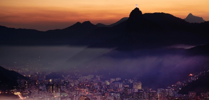 p-rio-de-janeiro-city-lights-pAnZSBzWOH-1